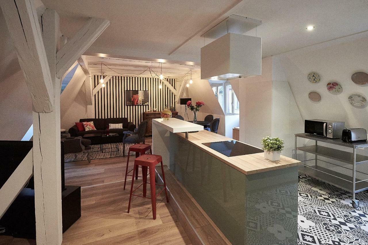 Les Appartements Saint-Martin Кольмар Екстер'єр фото