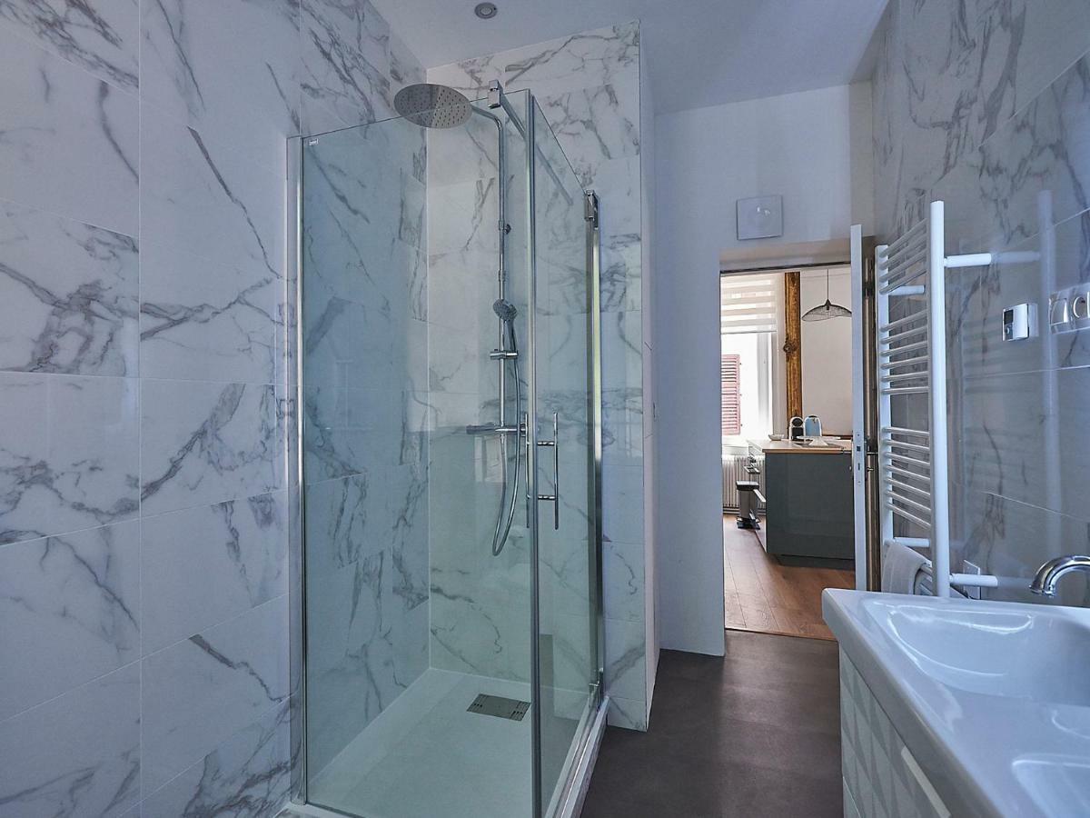 Les Appartements Saint-Martin Кольмар Екстер'єр фото