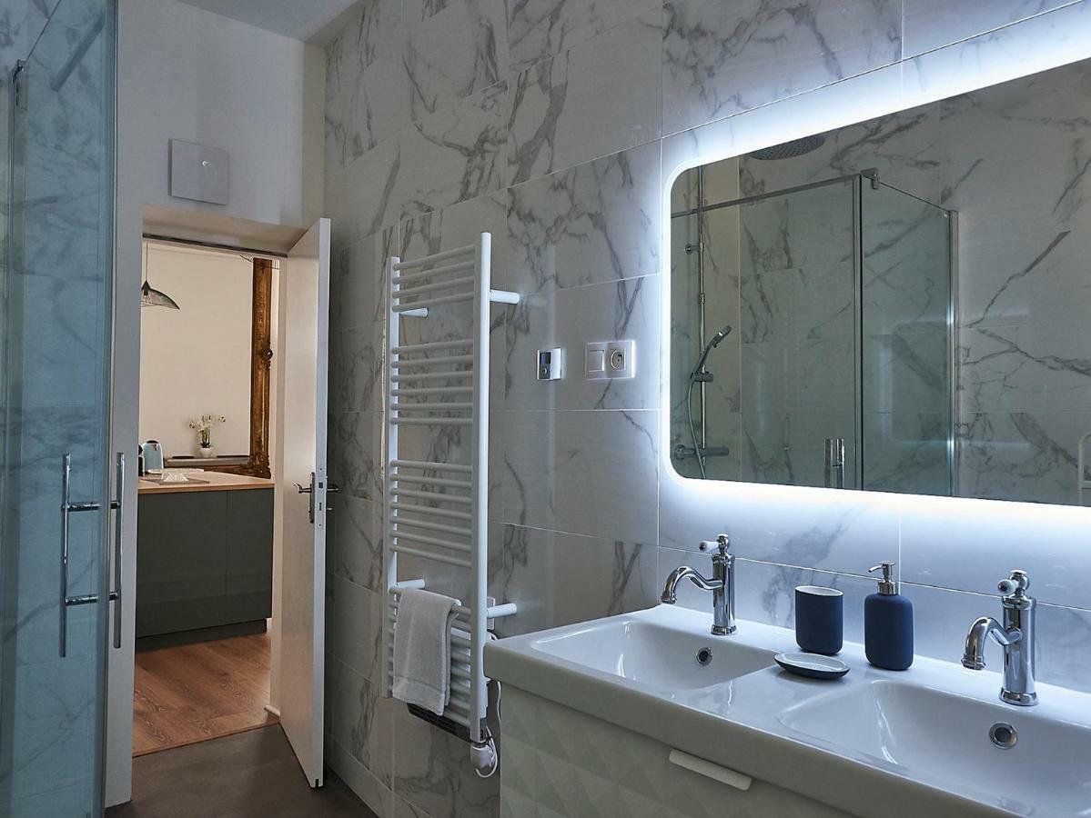 Les Appartements Saint-Martin Кольмар Екстер'єр фото